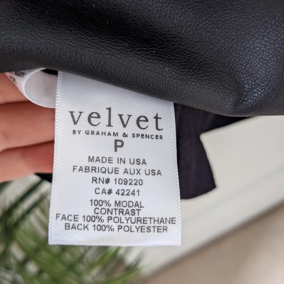 Velvet by Graham & Spencer Dress - Picture 8 of 9